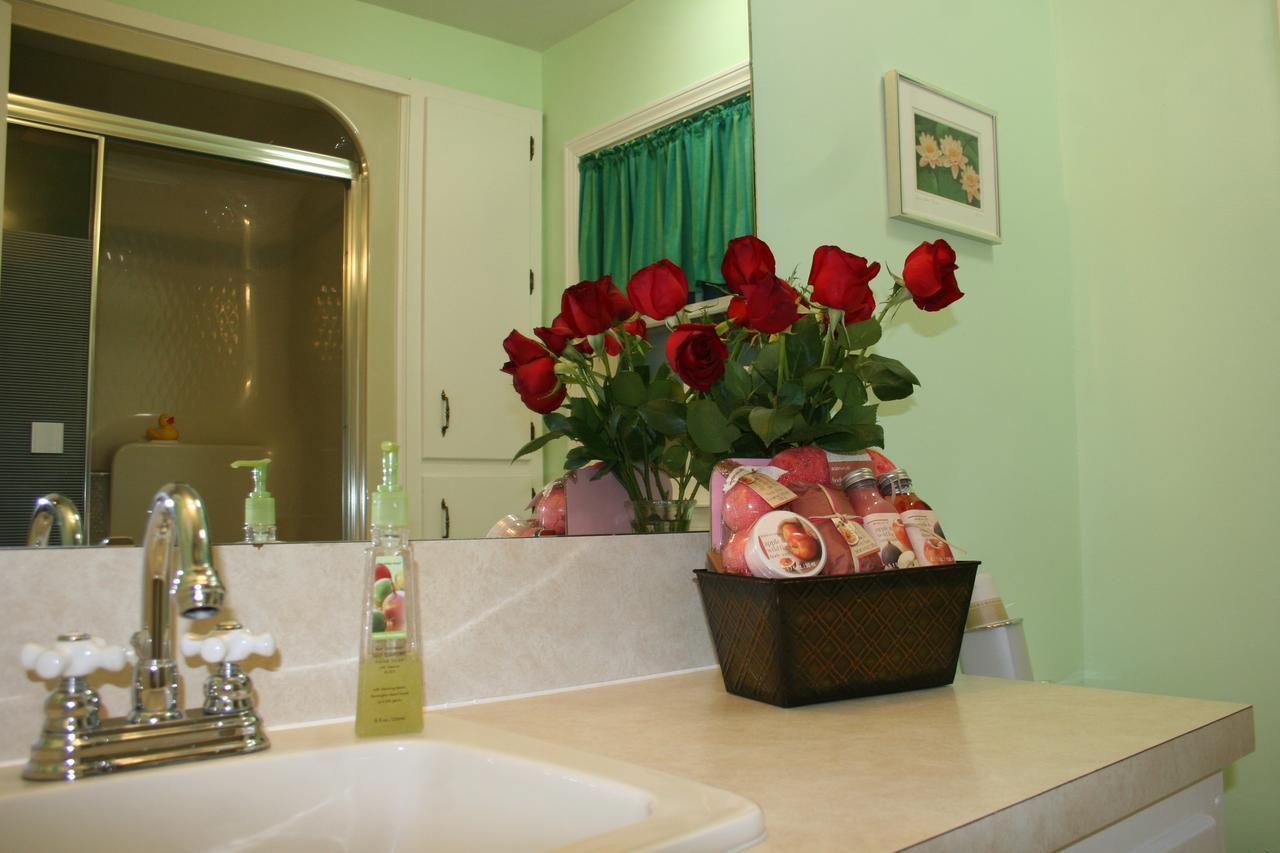 Tiffany'S Bed And Breakfast Bismarck ภายนอก รูปภาพ